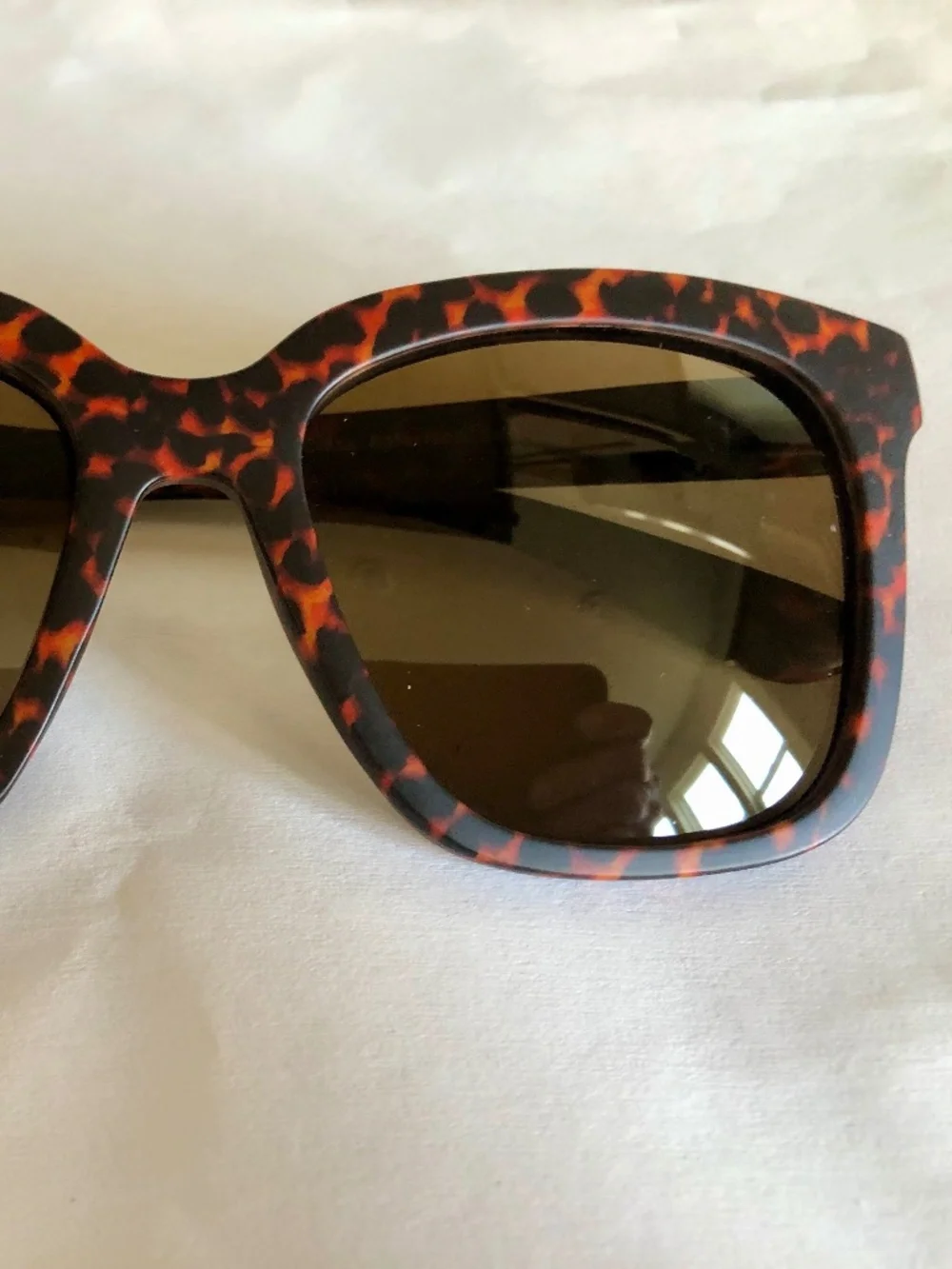 New First Class‎ Leopard Peepers Sunglasses